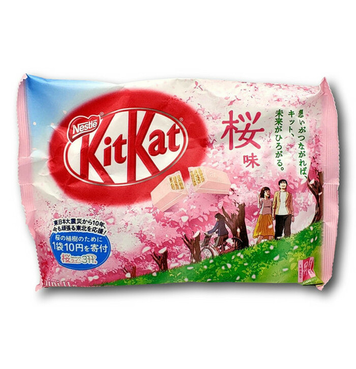 Nestle KitKat Sakura Snack 108.9 g image